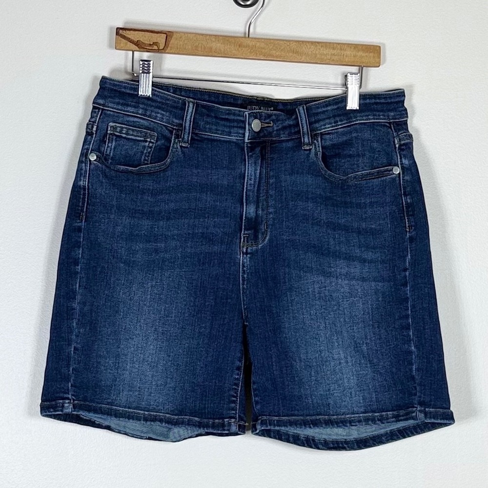 Judy Blue Womens Denim Shorts Size 1XL Blue High Rise Stretch JB15222DK Casual